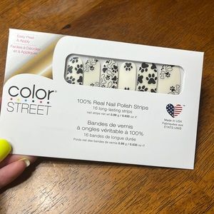 SEALED NEW ⭐️ PARTY PAWS 🐾 Clear Overlay Nail Strips